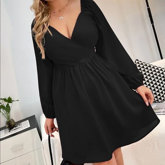 Rose red plus size bishop sleeve mini dress - Picture 8 of 15